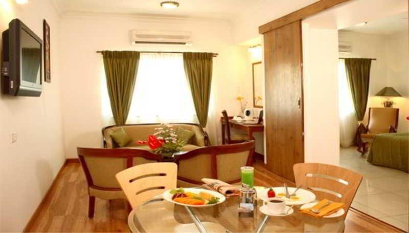 Octave Hotel - Double Road Bangalore Chambre photo